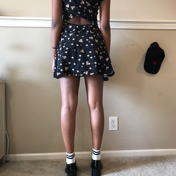 Dress - Picture 2 of 2